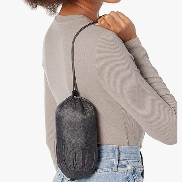 Lightweight Long-Sleeve Full-Zip Water-Resistant Packable Hooded Puffer Jacket - Picture 3 of 4